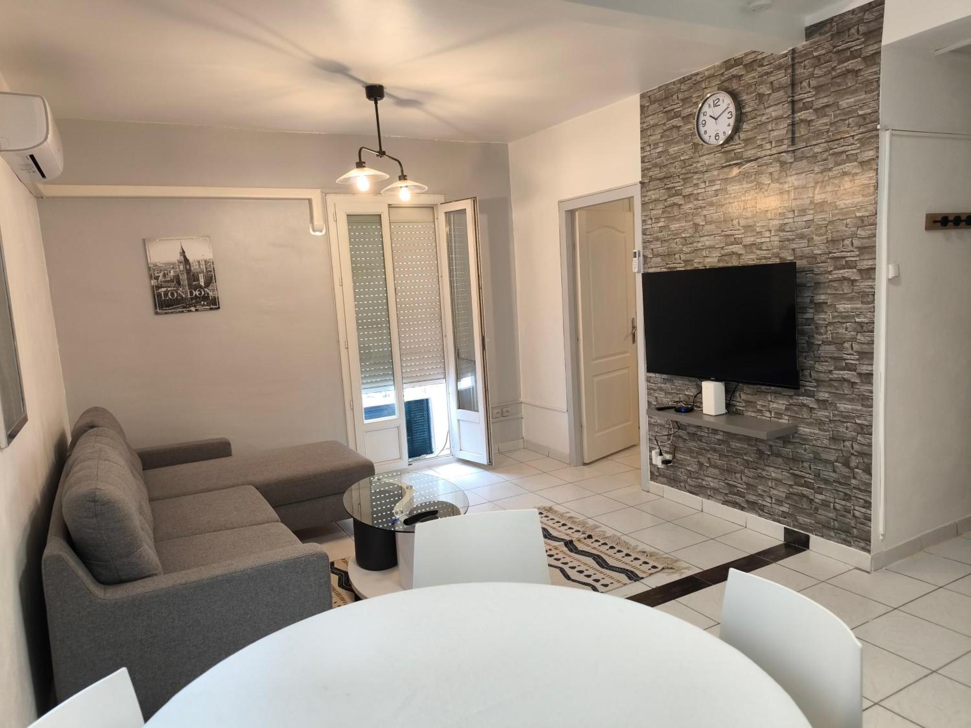F1 200 Metre De La Gare Apartment Perpignan Exterior photo