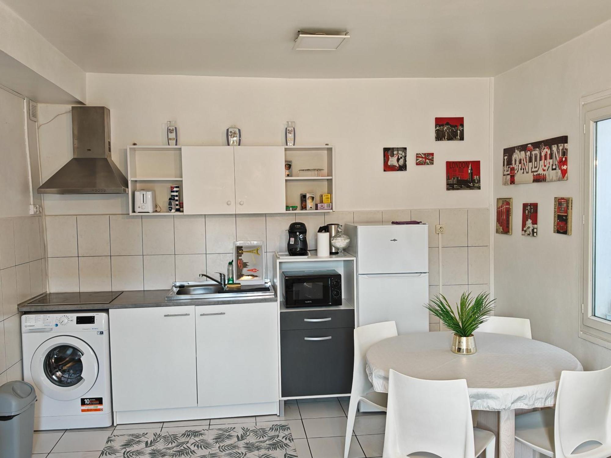 F1 200 Metre De La Gare Apartment Perpignan Exterior photo
